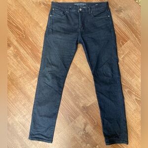 Men’s Banana Republic Dark Blue Traveler Slim Jeans 32 x 32 EUC